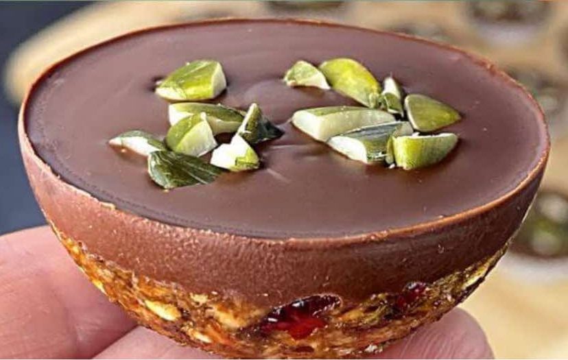 Chocolate Granola Bites
