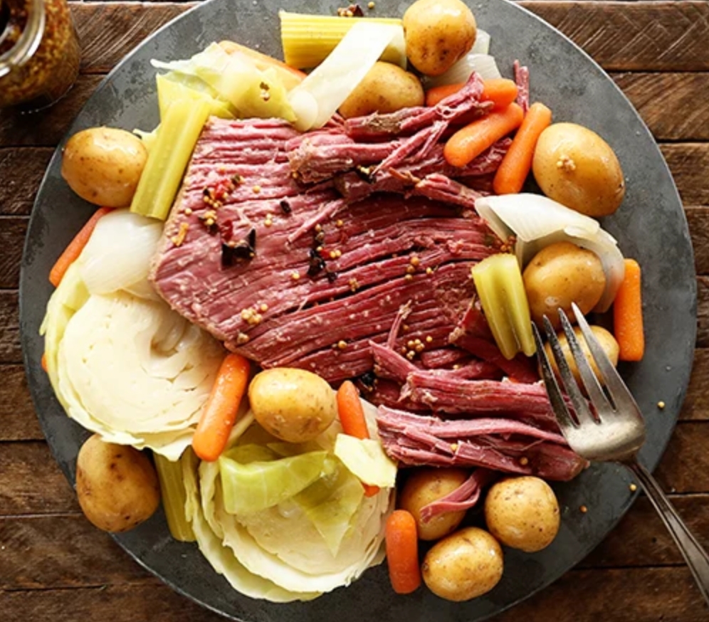 Slow Cooker Corned Beef and Cabbage